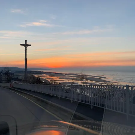 Hauteurs De - Avec Terrasse Au Calme *